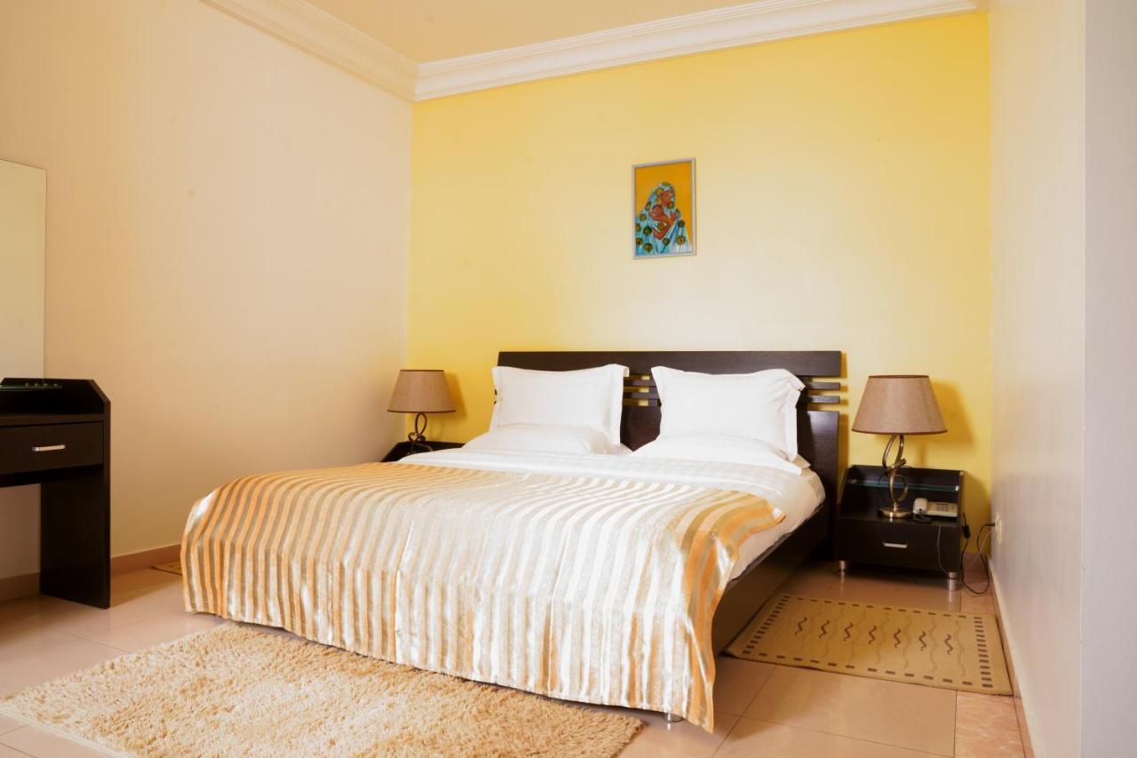 Le Feto Hotel Dakar Bagian luar foto