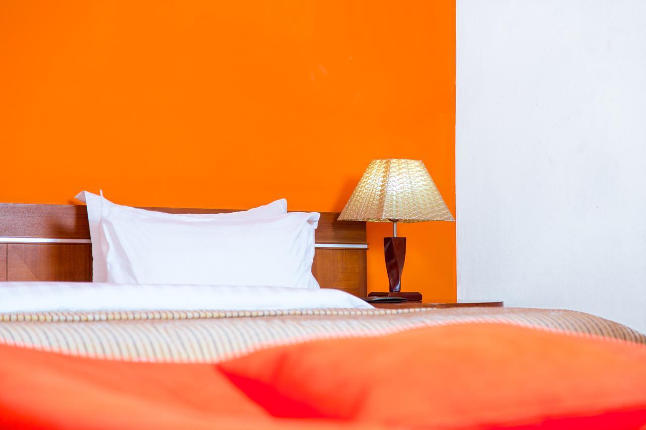 Le Feto Hotel Dakar Bagian luar foto